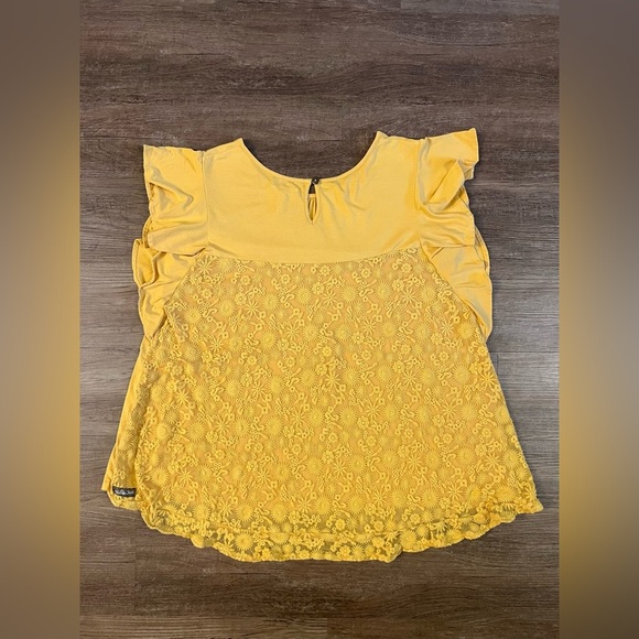 Matilda Jane Bocce Ball Golden Yellow Lace Back Top Size Large E26 - Picture 3 of 7